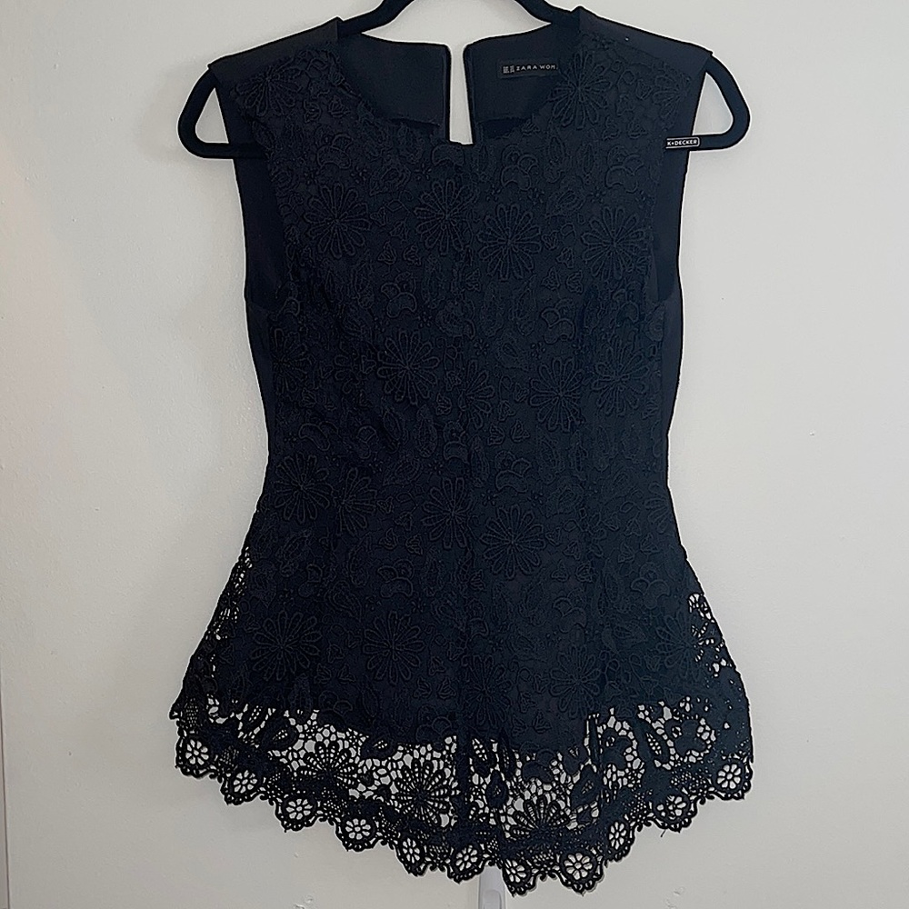 Zara black lace top size xs